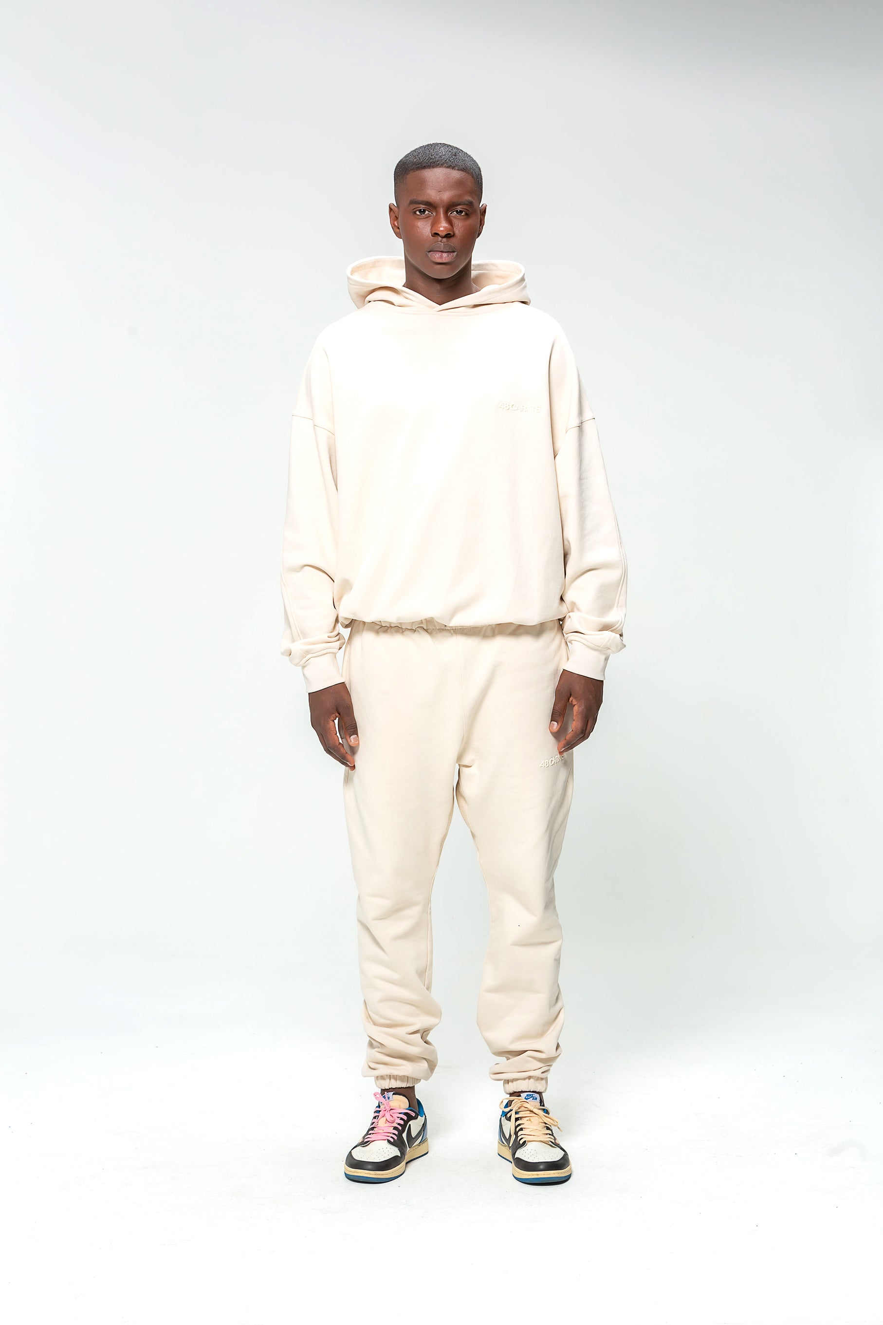 Sweat Capuche Beige Logo Brodé