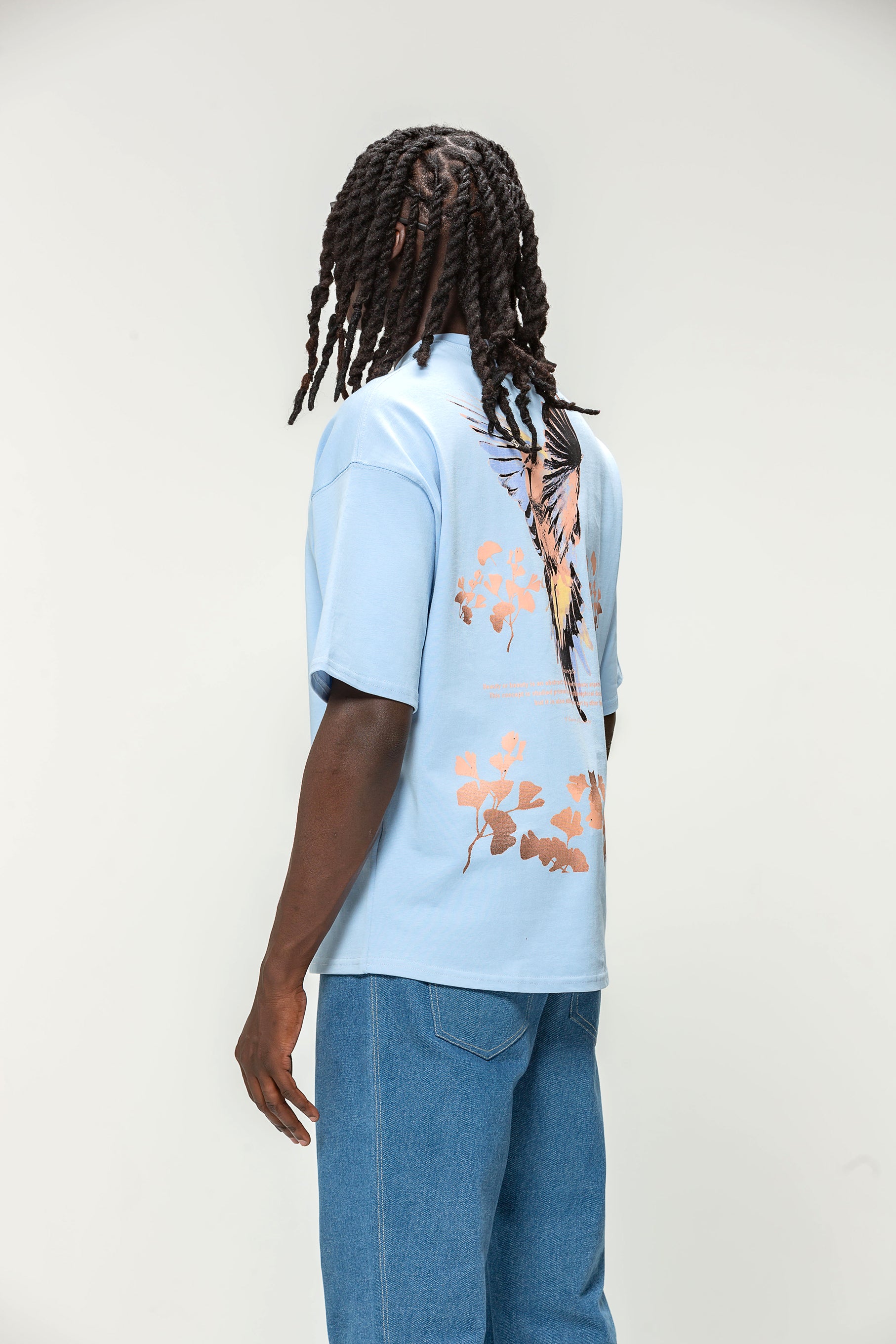 T-shirt bleu ciel a bird in the sky