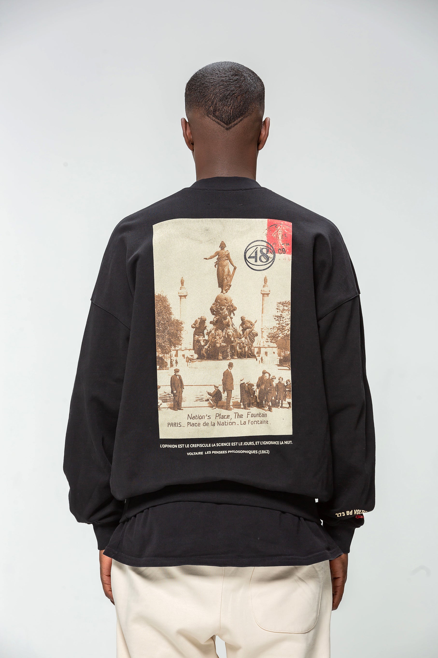 Sweat Col Noir x CARRE VOLTAIRE modèle 1