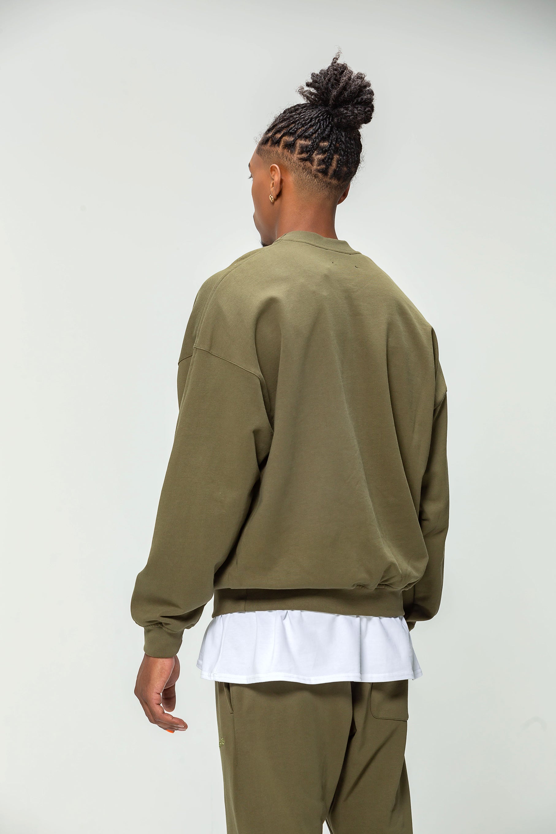 Embroidered Logo Khaki Collar Sweatshirt 