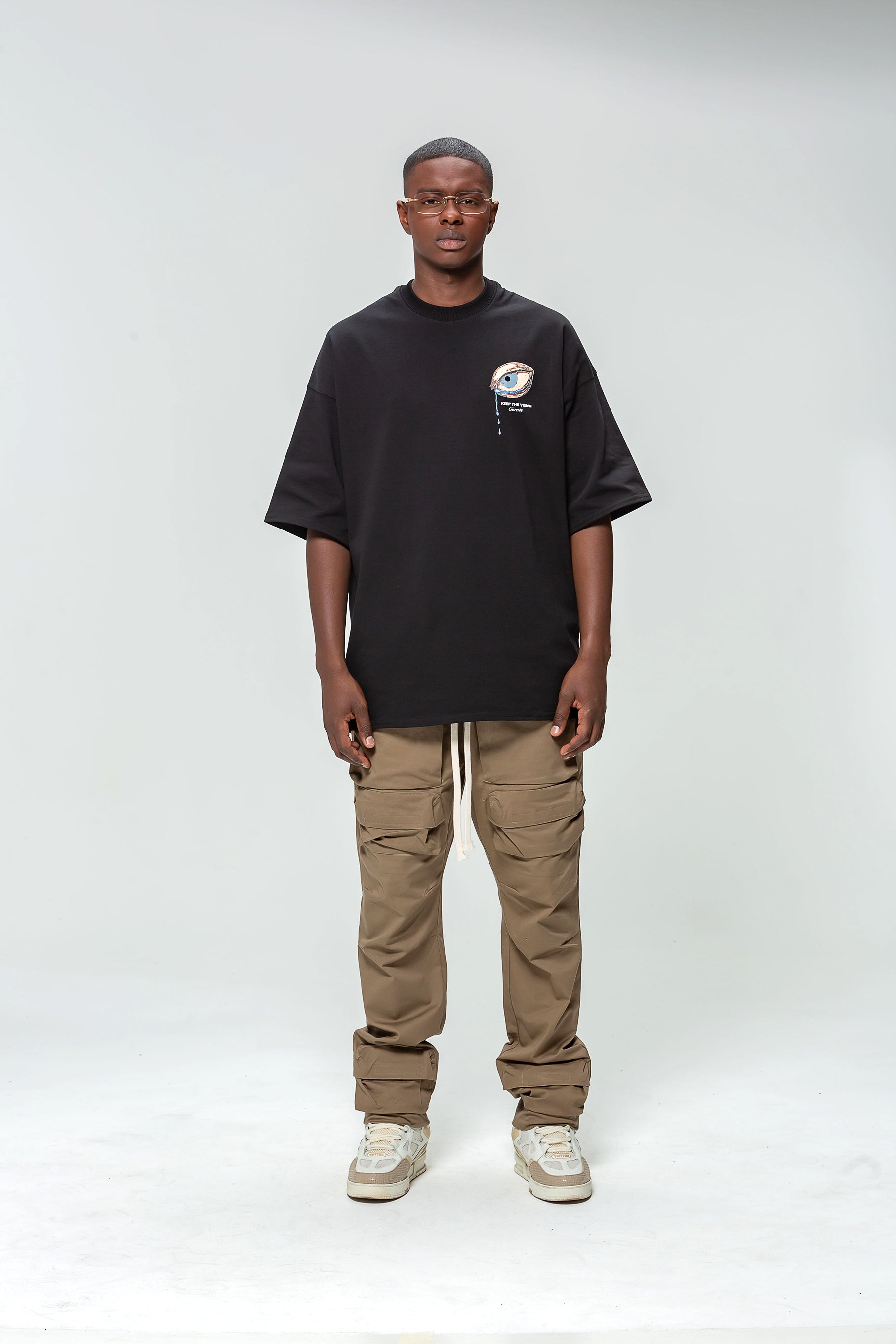 Black Keep Your Eyes Oversized T-shirt