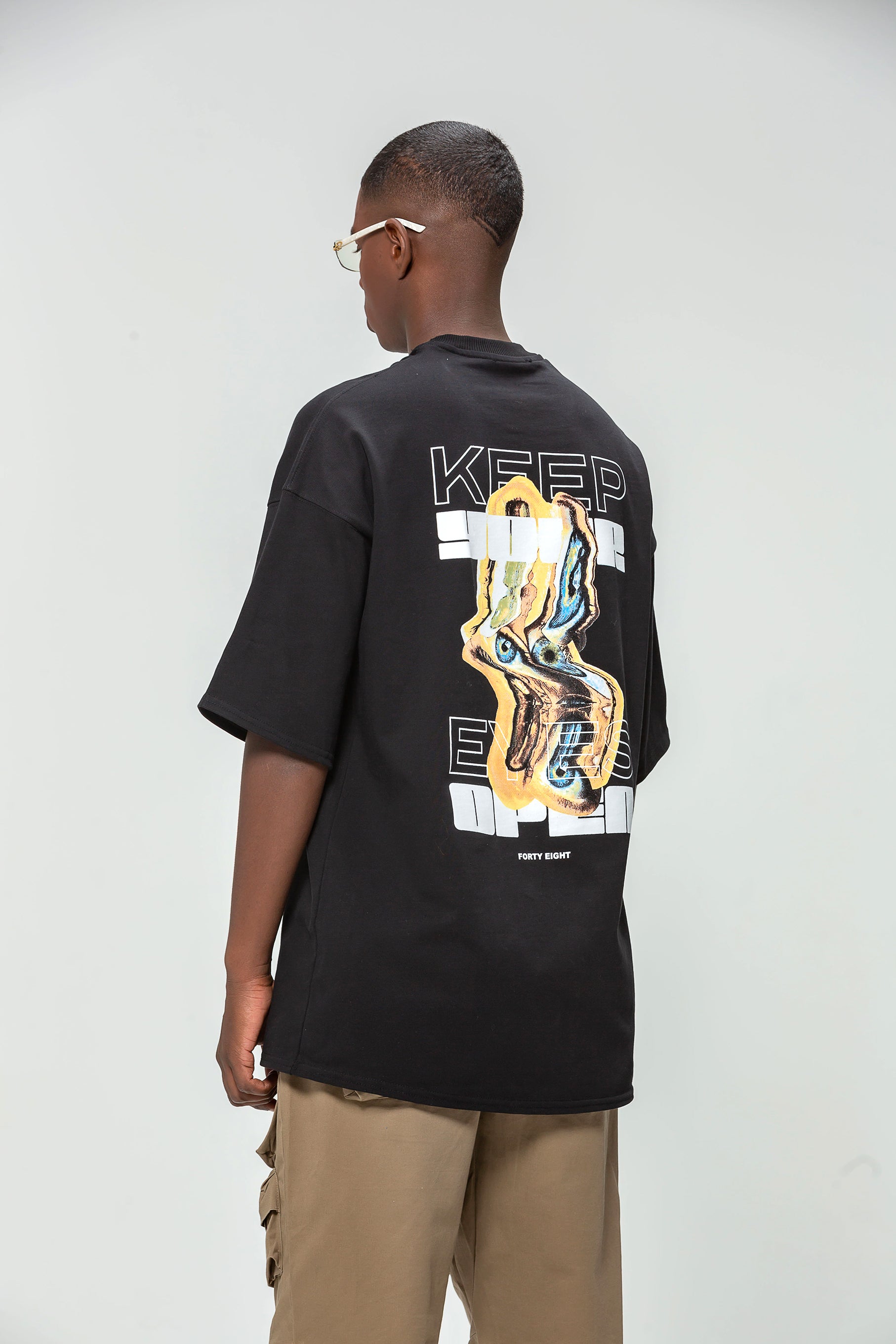 Black Keep Your Eyes Oversized T-shirt