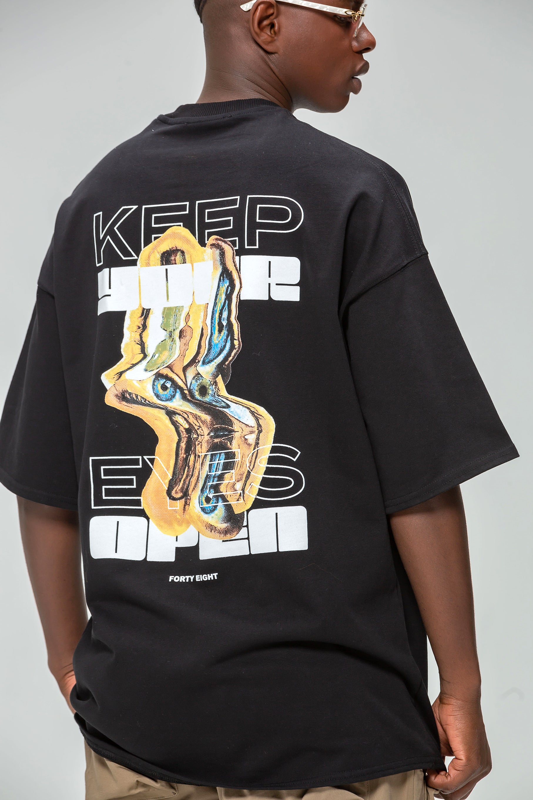 Black Keep Your Eyes Oversized T-shirt