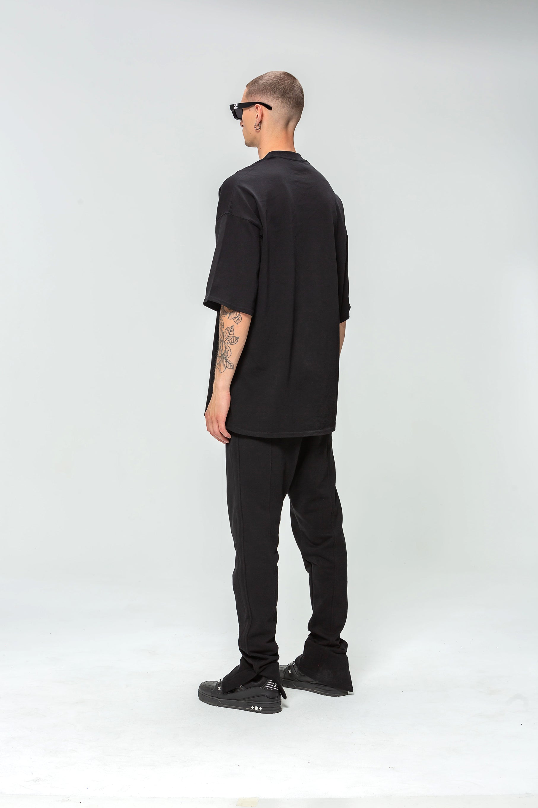 48 Carat Keep the Vision Black Oversized T-Shirt