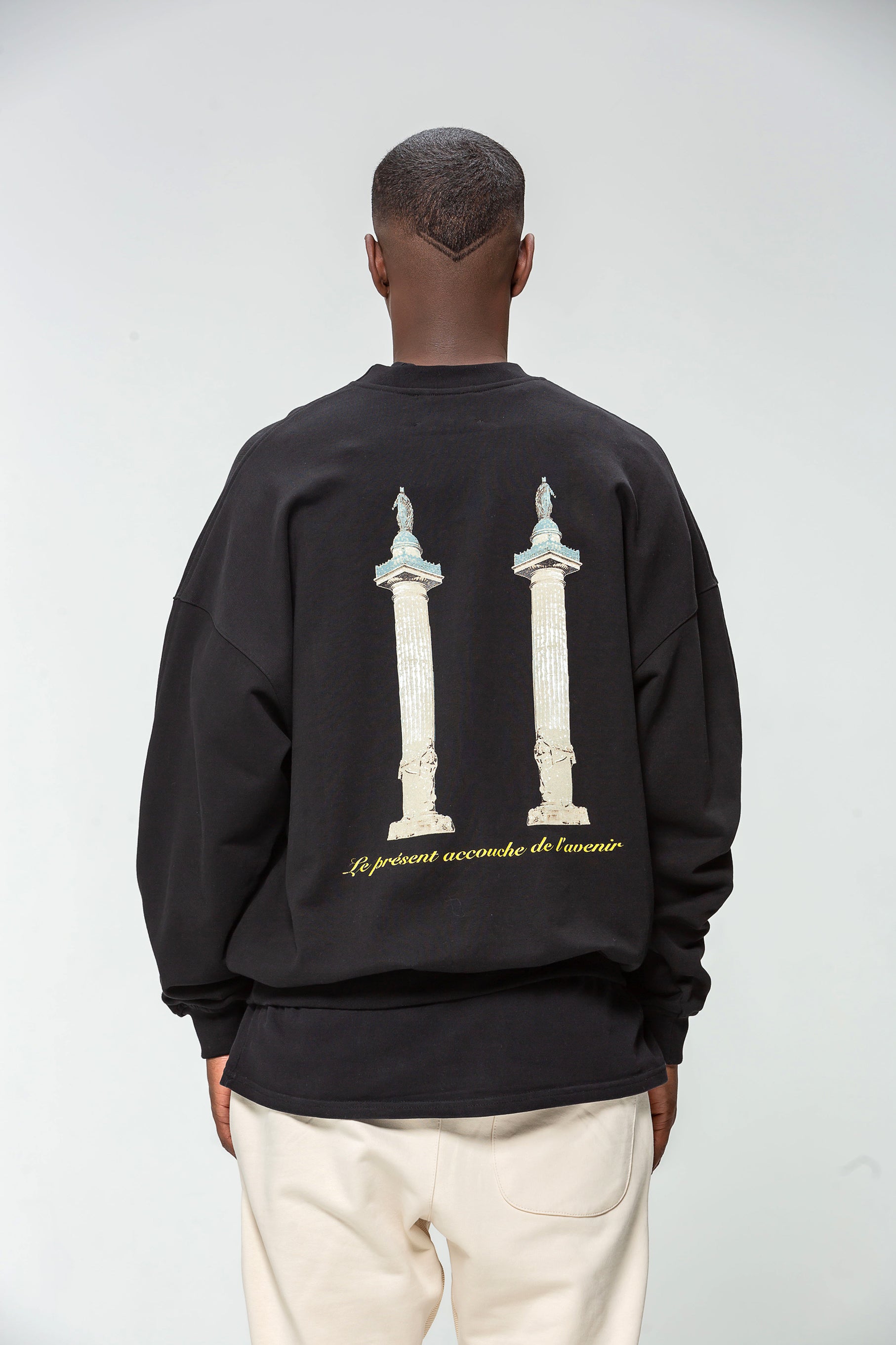 Sweatshirt Collar Black x CARRE VOLTAIRE