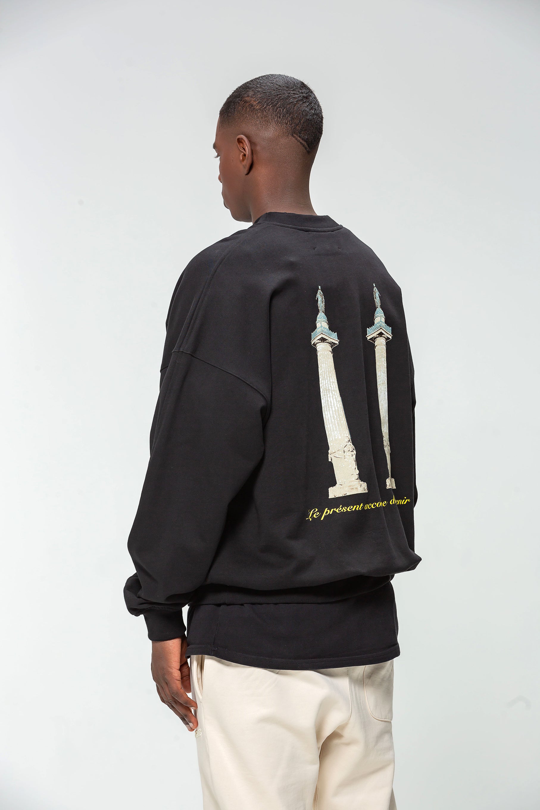 Sweatshirt Collar Black x CARRE VOLTAIRE
